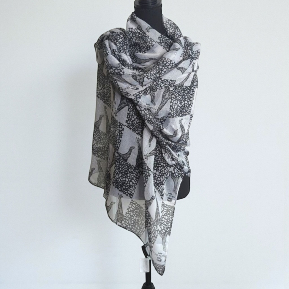 Into Africa 100% Viscose Stylish Black White Giraffe Print Scarf Wrap NWT